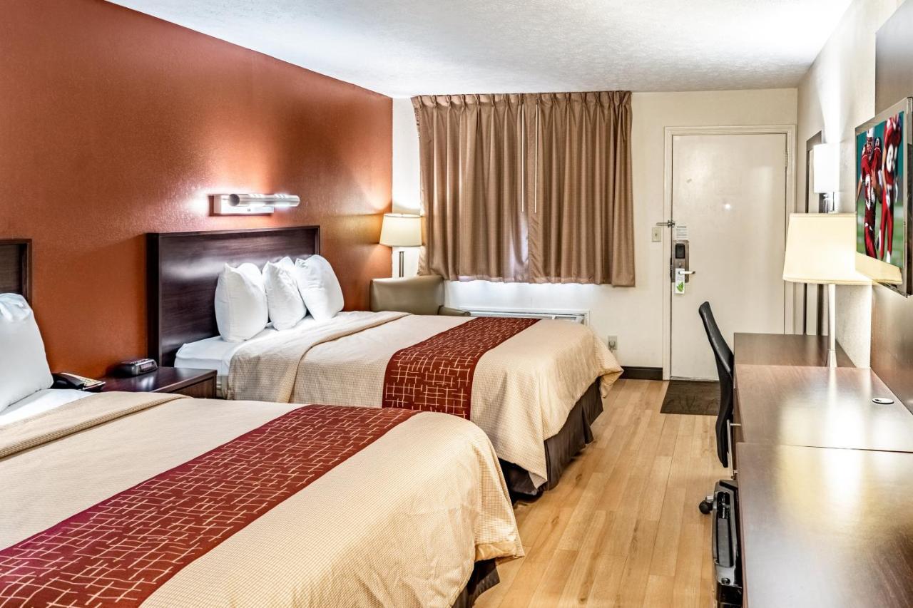 Red Roof Columbus - 2*